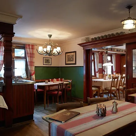 Guest house & Cramer Warstein