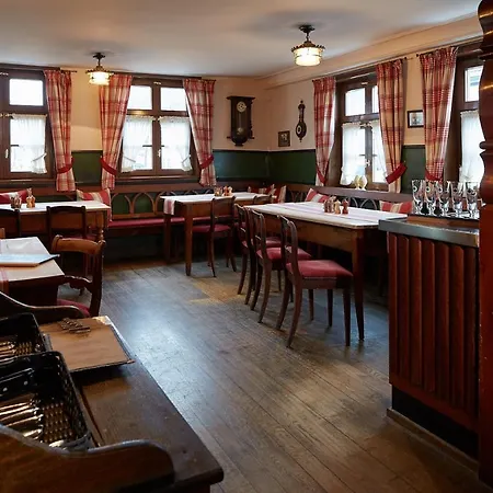 Guest house & Cramer Warstein