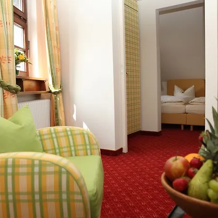 Guest house & Cramer